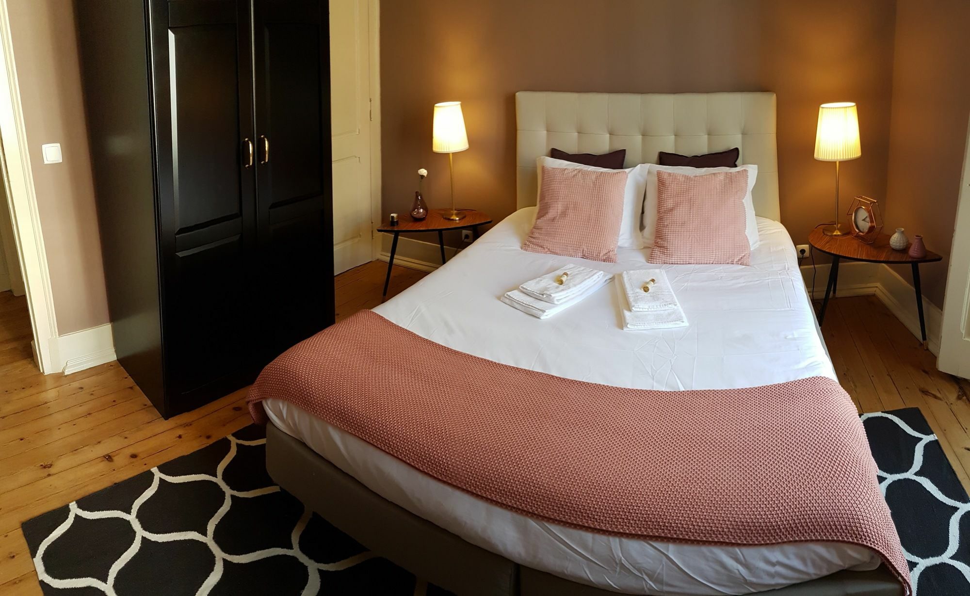 Dukostel Hotell Lisboa Exteriör bild